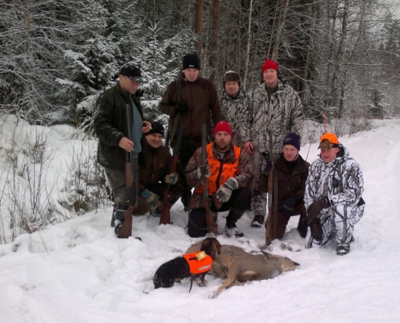 Ryhmäkuva kaurisjahdin jälkeen
