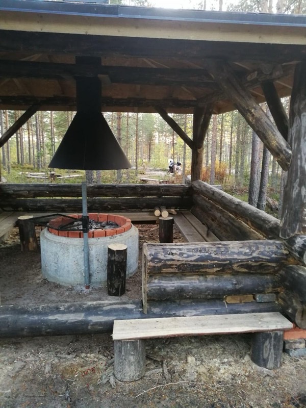 Laavun nuotiopaikka
